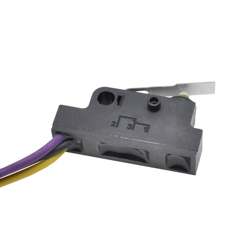 TS1502B